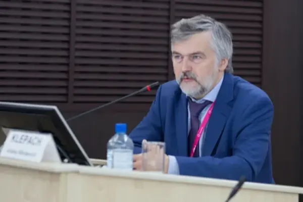 Звільнення Клепача з ВЕБ.РФ у хронологічному порядку: ключові дати