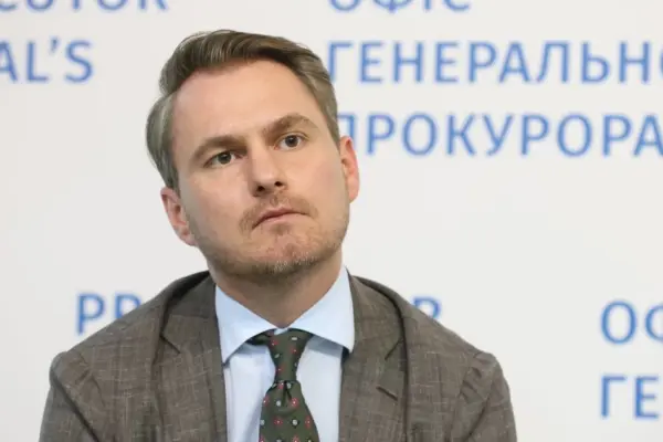 Указ № 905/2026: що відомо про відсторонення Кравченка від посади генпрокурора