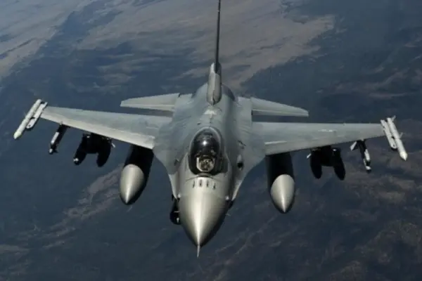 Американські військові відхилили цивільний літак від зони резиденції Трампа