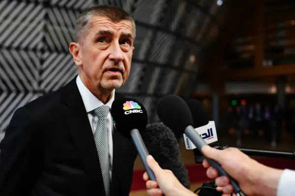 Хронологія скандалу: від дизельної угоди Трампа з Путіним до заяви Бабіша у Брюсселі